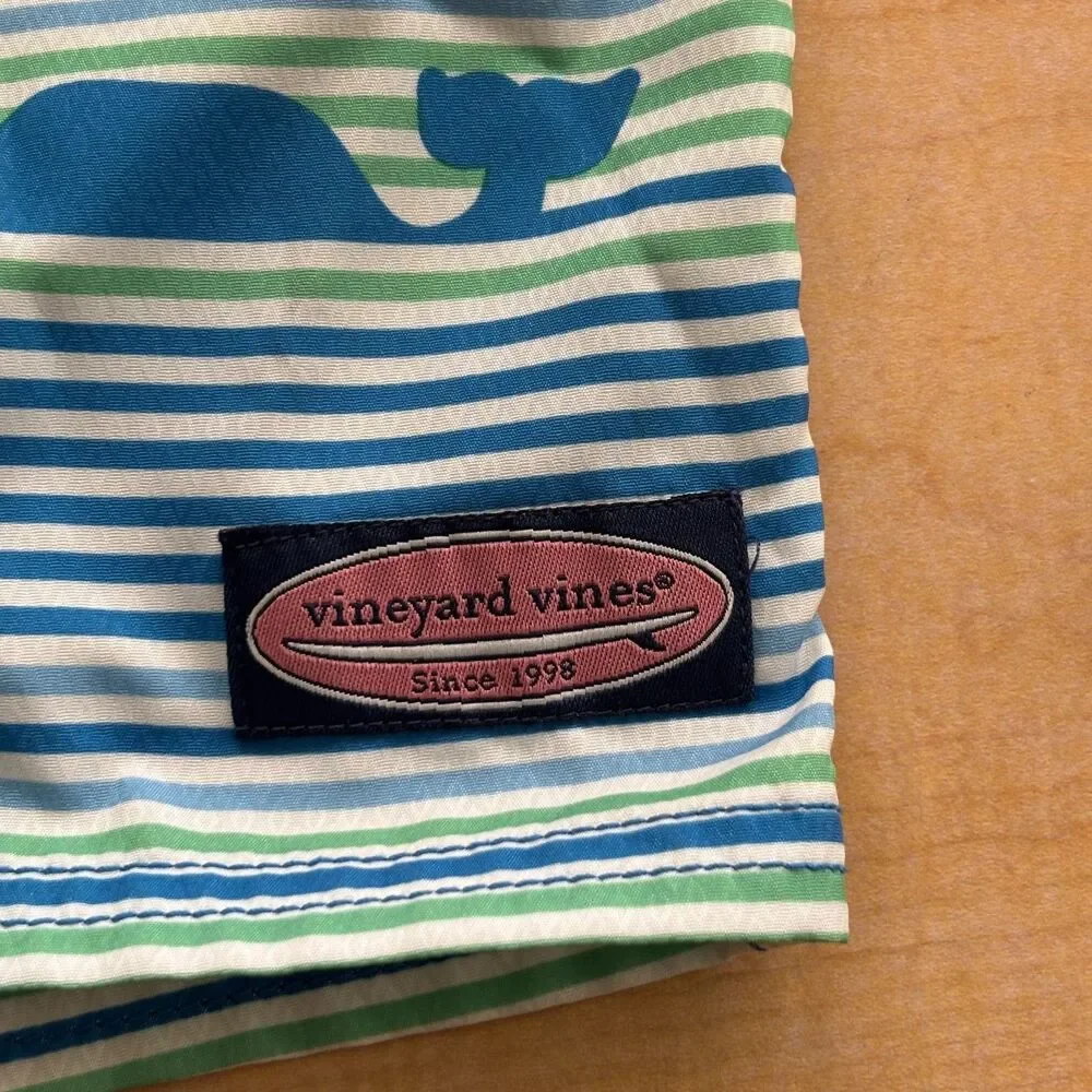 Vineyard Vines Swim Trunks Men's Size 32 Blue Striped Whale Pockets Drawstring